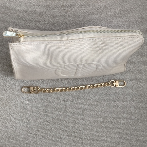 New Dior Canvas Pouch Beige - Picture 4 of 7